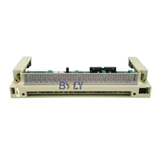 Hitachi YTR48BH 32 Points DC Ouput Module PLC